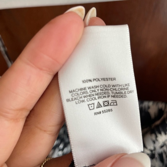 ✨Express✨ Abstract Print Satin Cowl Neck Midi Slip Dress - Picture 7 of 11